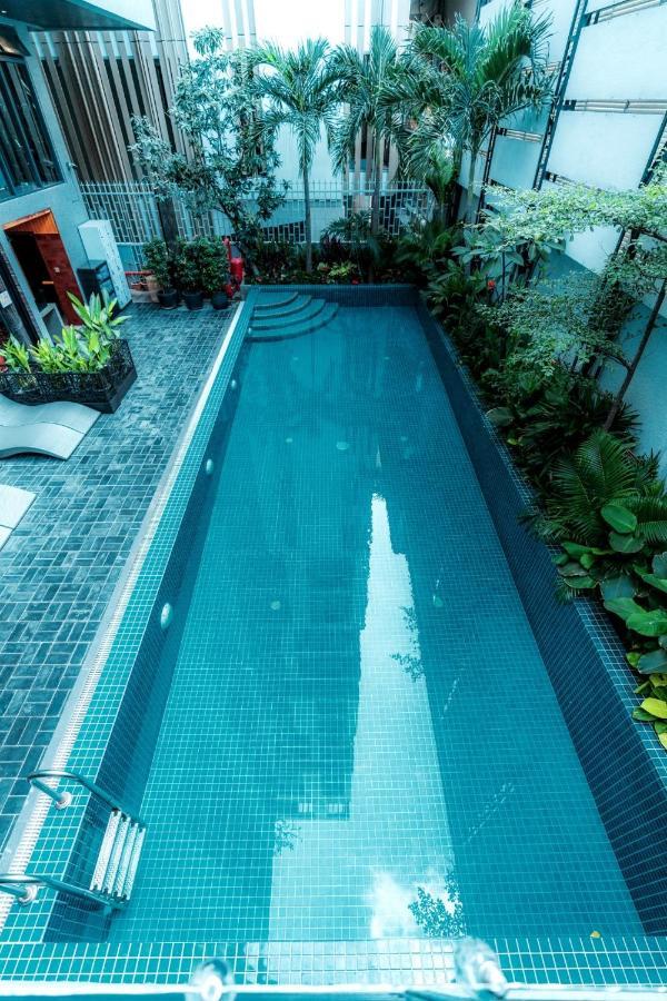 Check Inn Phnom Penh Bkk1 Buitenkant foto